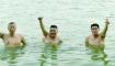 少年差点被阳光湖吞噬,来不及多想,他们就跳入水中救人…