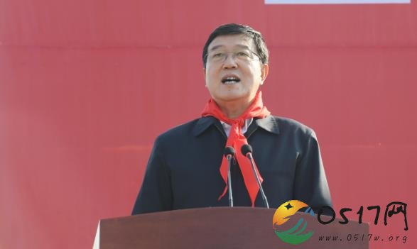 这场全国性的比赛在淮举行,顾秀莲宣布比赛开幕!