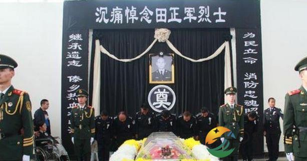 90后消防员救人牺牲 被缠住脚生命定格27岁
