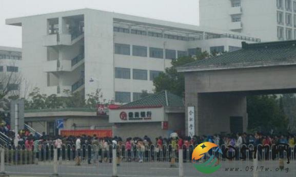 合肥学院奇葩新规 每年要跑2.5个全程马拉松