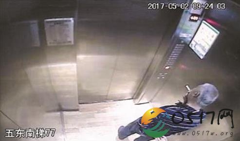 曝吸烟被劝猝死监控 男子提醒吸烟有害健康却摊上事