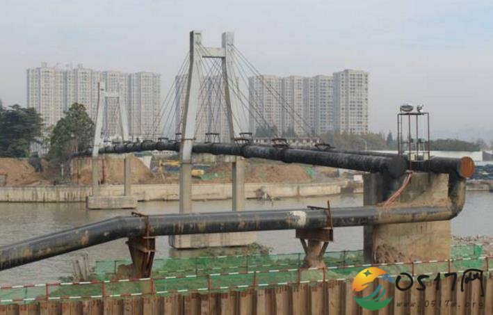 最新消息！新“大运河桥”首节钢塔完成吊装