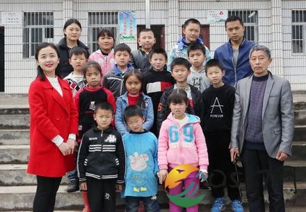 14个学生的90后校长火了 她为何选择边远山区教学