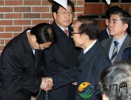 李明博财产被冻结 被指存在十多项罪名