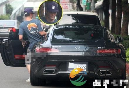 霍建华违规停豪车 车牌号暴露他的喜好