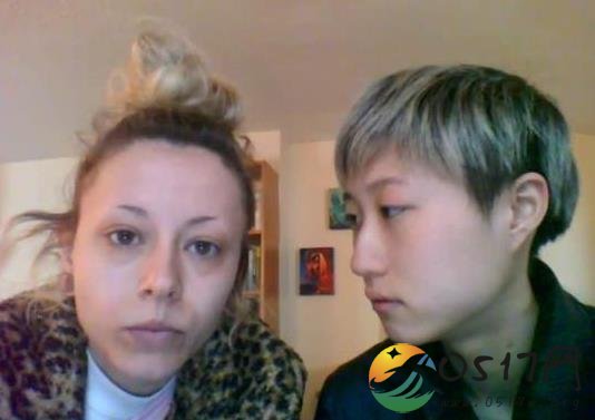 小龙女公开认爸 她在加拿大如何生活的