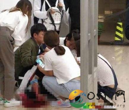 男生图书馆砍女生 事件让网友们议论纷纷