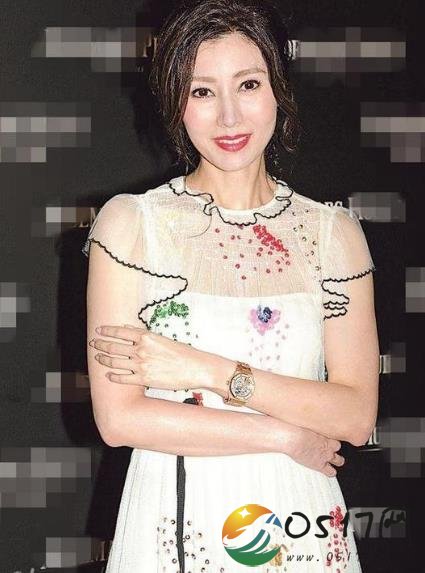 李嘉欣自曝扮坏人 想把孩子教育好很不容易
