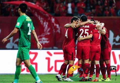 国安2-1逆转上港 国安如何发生逆转的