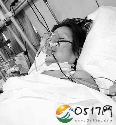 母亲遇袭受重伤 究竟发生了什么事情