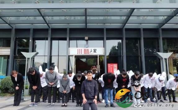 大火烧伤员工 费用就算是天文数字老板依旧负责到底
