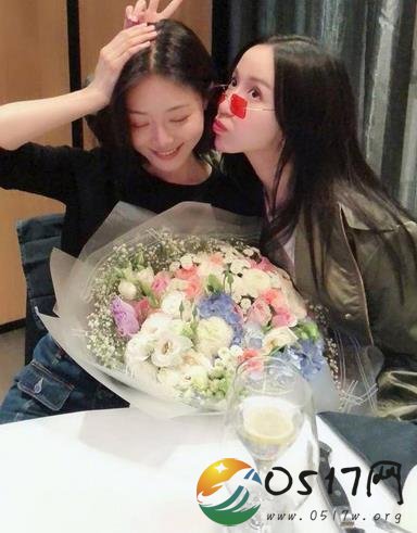 娄艺潇庆生邓家佳