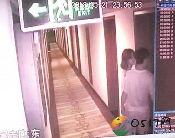 情侣遭敲门威胁 酒店拒绝报警解释称走错了房门