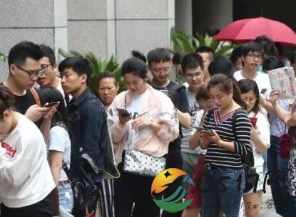 杭州首现万人摇号 杭州的房子这么好卖吗