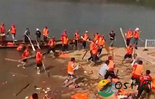 两龙舟队群殴 难道是龙舟队之间有冲突吗