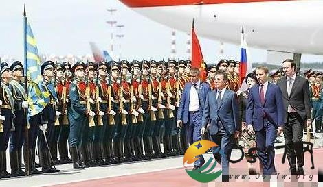 文在寅访俄 难道是来看俄罗斯世界杯的吗