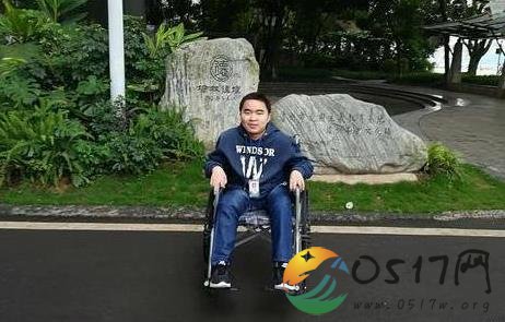 四川脑瘫生超线73分 他是如何做到的