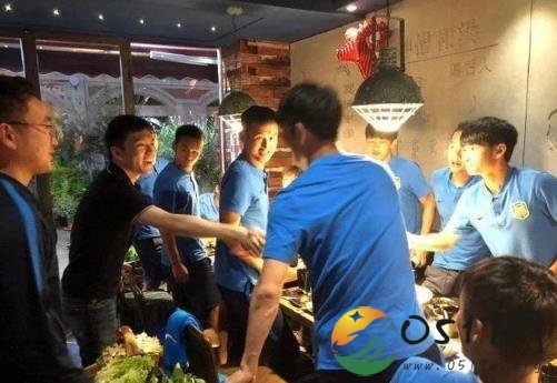 中国男足饮食遭曝光 他们的饮食或许会伤害他们的健康