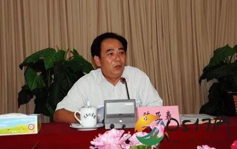 玩弄女记者的官员 最终自食恶果