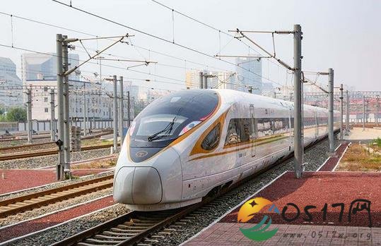 复兴号8月8日起提速 意味着乘客坐车的时间缩短了