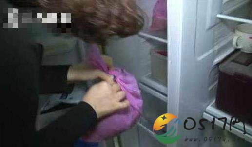 韩国主妇怕垃圾发臭塞冰箱 为何不直接把垃圾扔掉