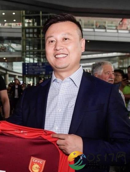 华夏李君殴打员工 李君与员工之间有何矛盾