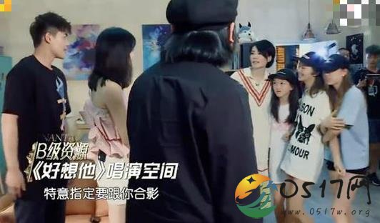 王菲带李嫣追星 有明星妈妈的感觉是不是不赖