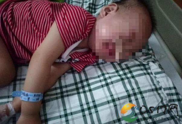 2岁男童误吞电池 家人还以为孩子得了胃病
