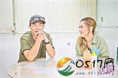 《妻子的浪漫旅行》将开播 陈小春应采儿分享夫妻相处经验