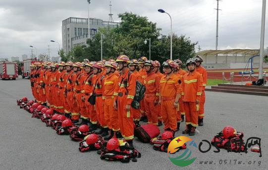 官兵驰援寿光灾区 只为保障寿光群众的安全