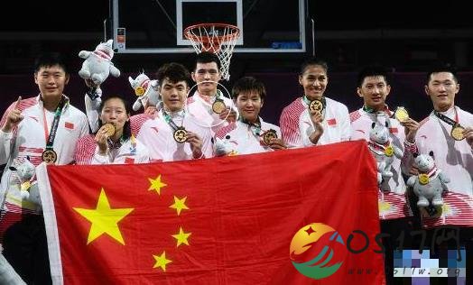 三人篮球男女队中国夺金 赛后运动员们都特别开心