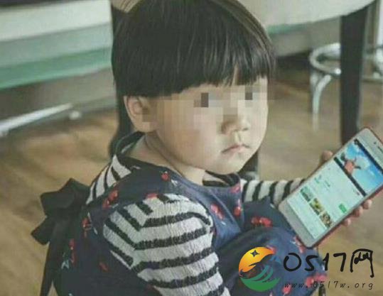 云南宣威一5岁女孩险遭拐卖 多亏了网友报了警