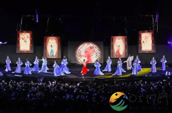 亚运会闭幕式杭州八分钟 展现中国文化和科技的魅力