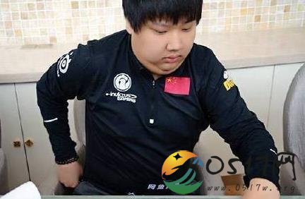 王思聪回应ChuaN打假赛 ChuaN是他唯一拉黑取关的IG前队员