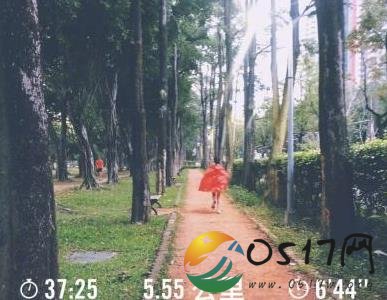 陈意涵挺孕肚跑步 难道不怕伤害到宝宝吗