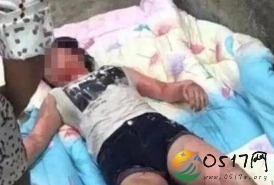 17岁少女遭开水灌嘴 少女为何会被开水灌嘴