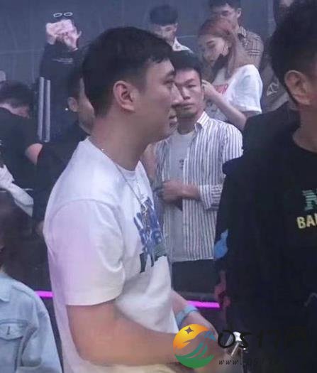 网友成都夜店偶遇王思聪 王思聪并没有网络上说的霸道