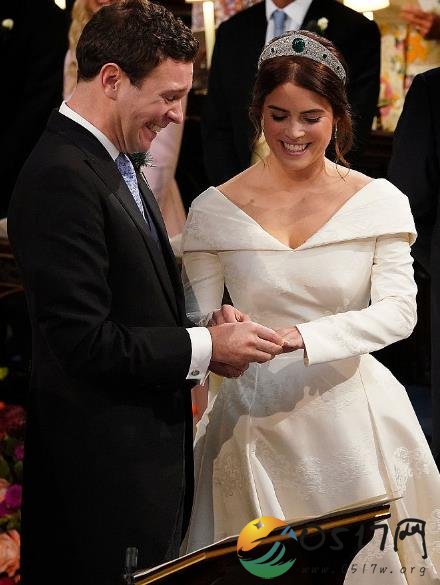 英国尤金妮公主大婚 各界名流都来参加婚礼