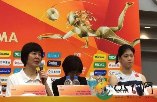 中国女排摘铜牌 全靠中国女排队员的团队协作