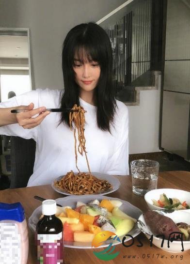 张馨予新发型曝光 婚后的张馨予更加乖巧了