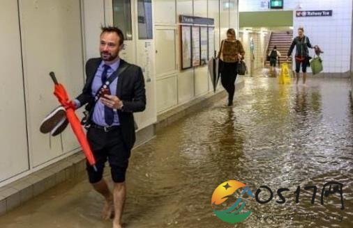 悉尼遭遇暴雨袭击 暴雨对当地造成什么影响