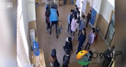 云南昭通幼师殴打幼儿 这样的幼师真的能够教好孩子吗