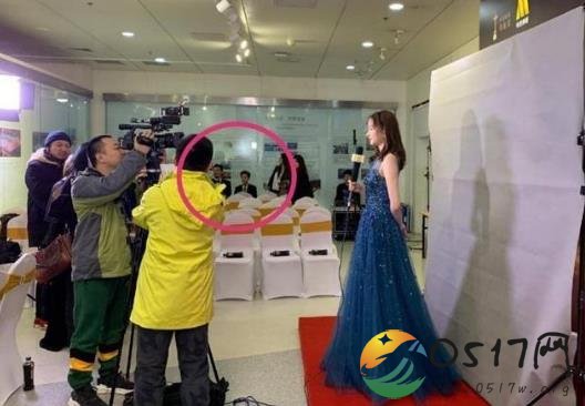 关晓彤鹿晗秀恩爱 鹿晗的眼神都离不开女友