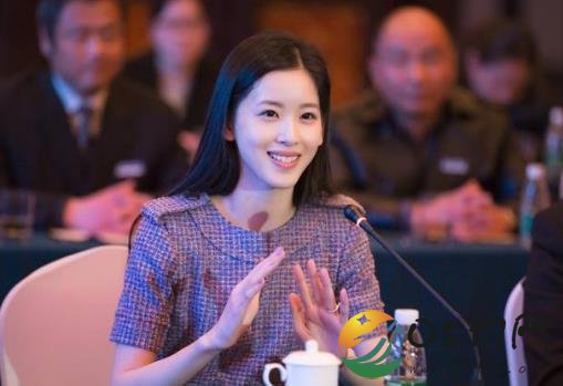 网传章泽天狂删微博只剩五条 奶茶妹妹为何要删微博