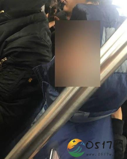 北京地铁猥亵男被拘 男子竟然不是第一次作案