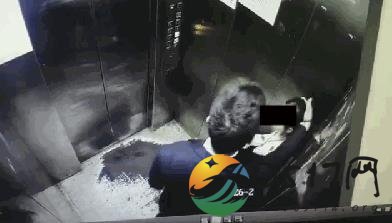 南宁一女孩电梯里遭猥亵 看着就觉得可怕