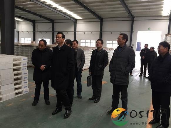 曹曙春率市人社局调研组到洪泽调研就业创业和新春用工情况